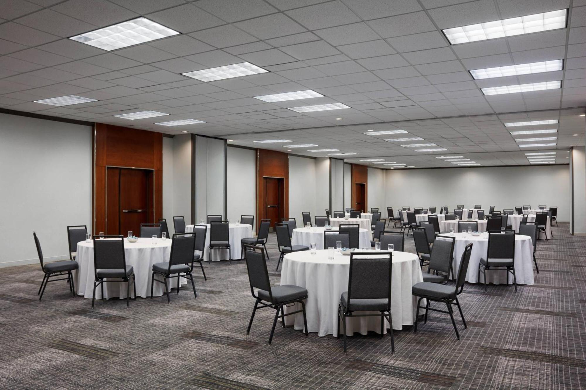 Delta Hotels By Marriott Ottawa City Centre Buitenkant foto