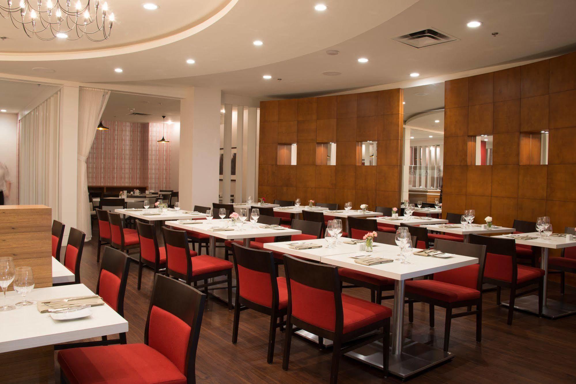 Delta Hotels By Marriott Ottawa City Centre Buitenkant foto